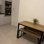 Spacious Room In Elephant And Castle
